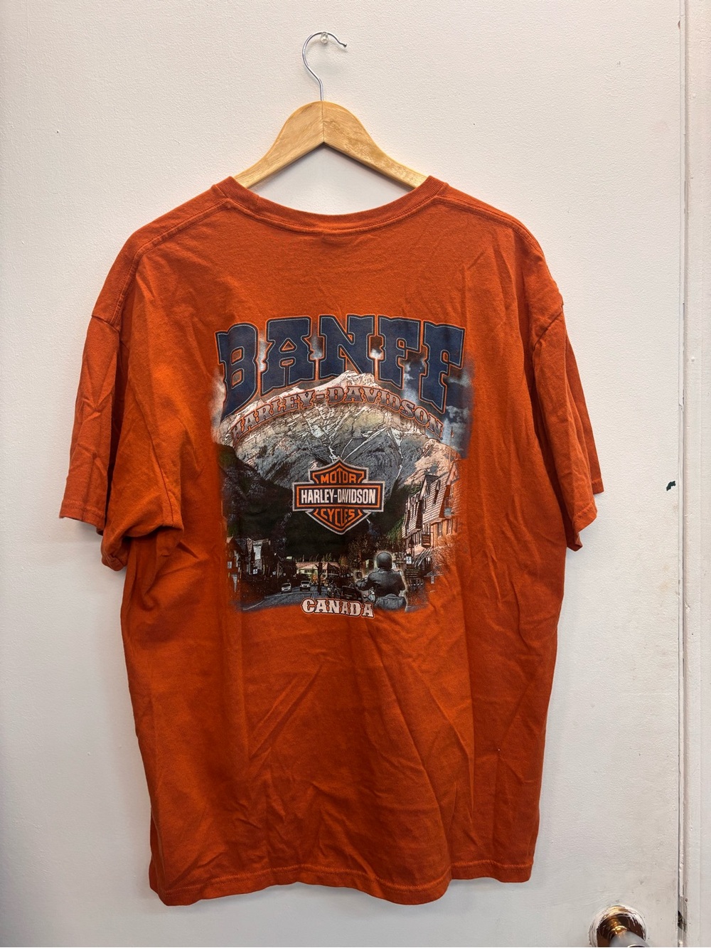 Harley-Davidson 2020 Banff Alberta Canada Men’s Orange Graphic T-shirt XL H/D